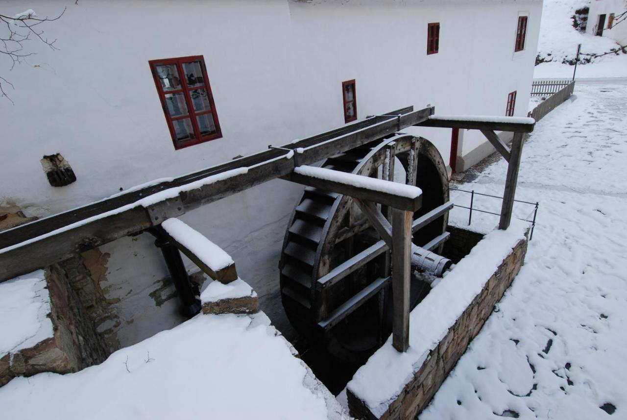 Porcuv Mlyn Hotel Bykovice ภายนอก รูปภาพ
