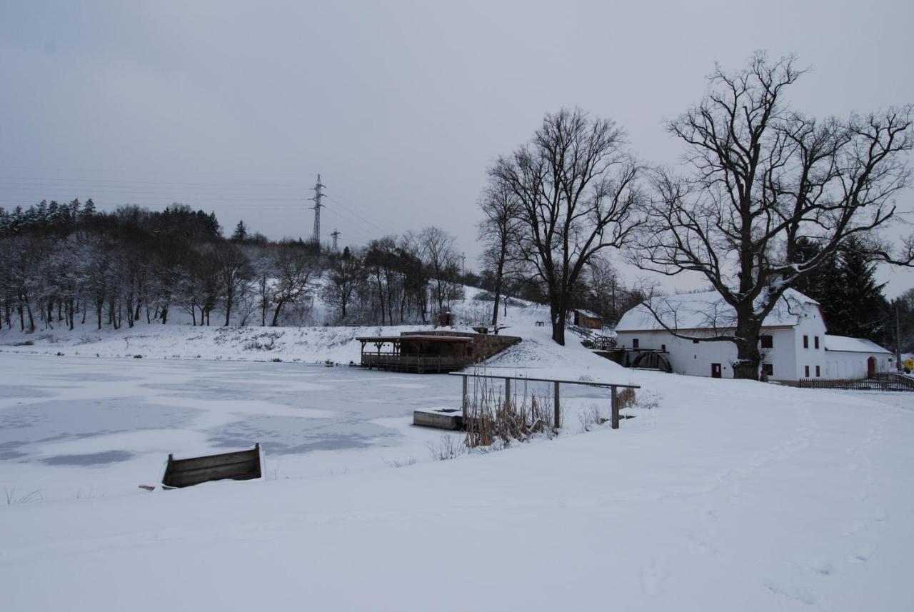 Porcuv Mlyn Hotel Bykovice ภายนอก รูปภาพ
