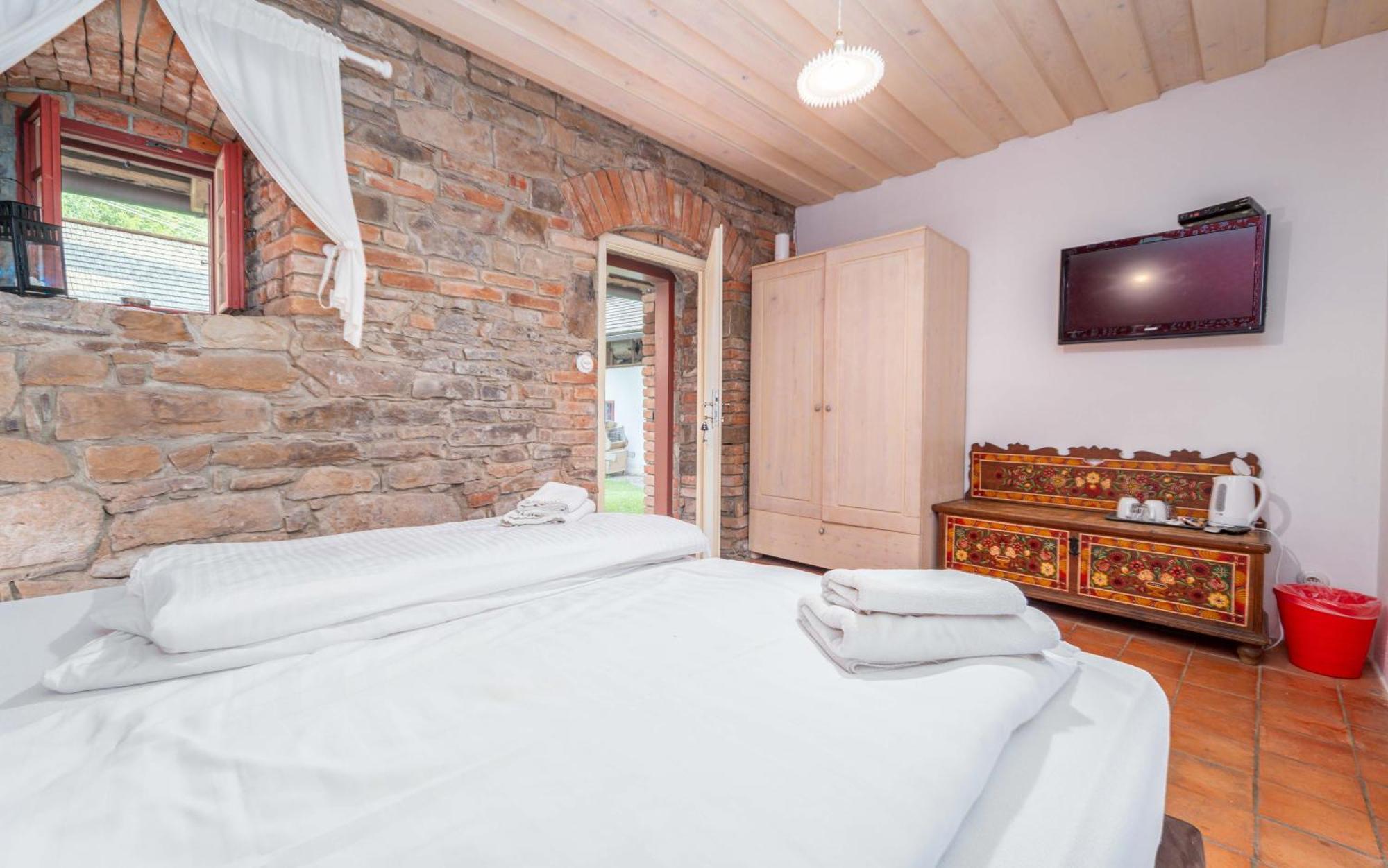 Porcuv Mlyn Hotel Bykovice ภายนอก รูปภาพ