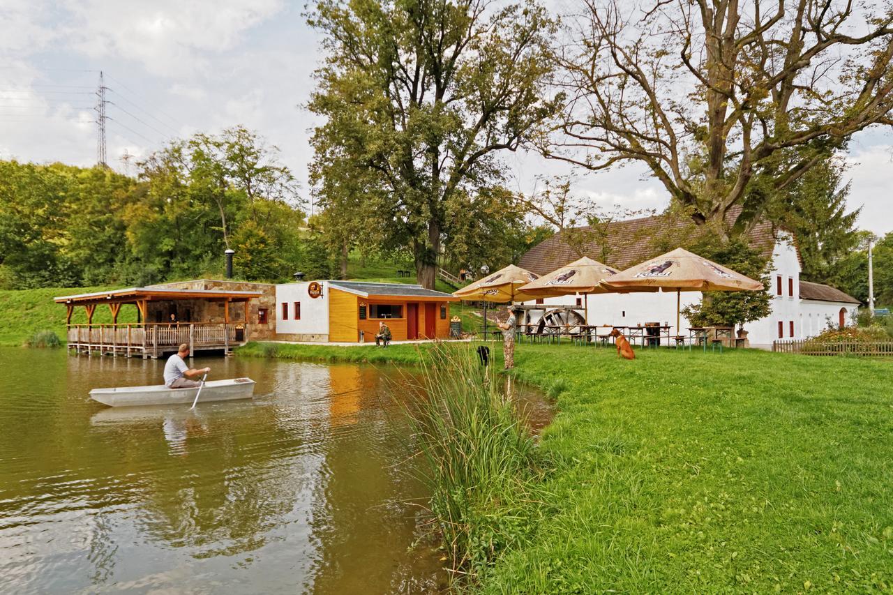 Porcuv Mlyn Hotel Bykovice ภายนอก รูปภาพ